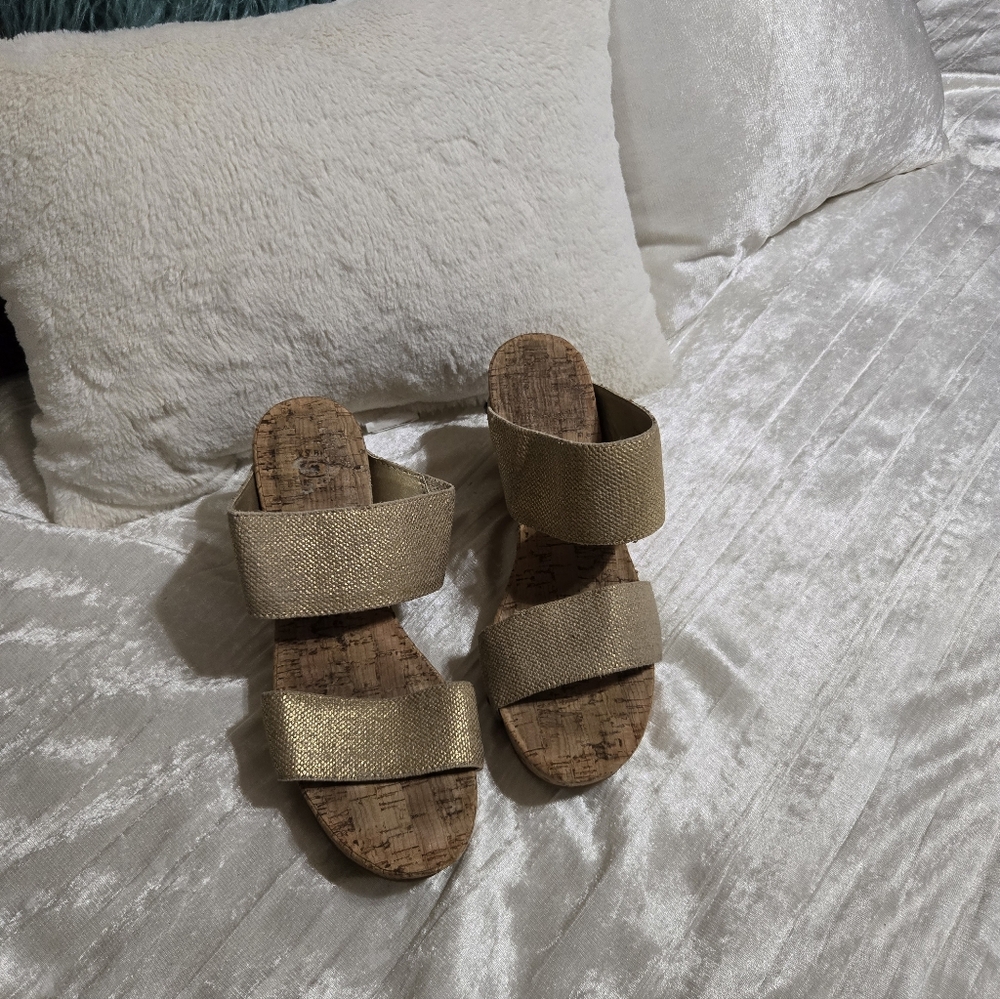 Gold Women's Wedge Sandals     By Lucky Brand Size 7 1/2 EUC